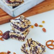 No-Bake Salted Chocolate Oatmeal Bars